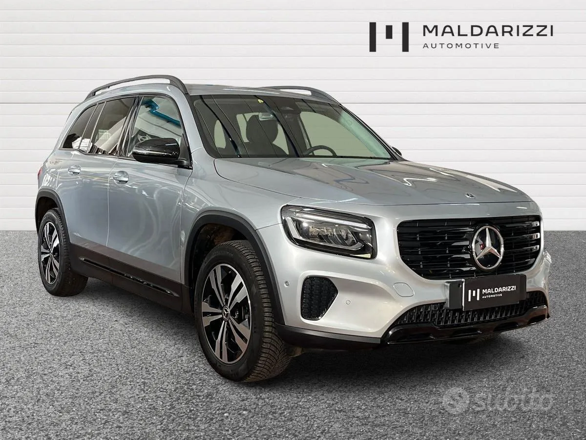 Mercedes-Benz Glb