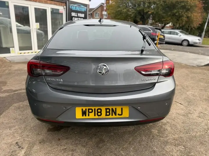 Vauxhall Insignia 2018 photo 4