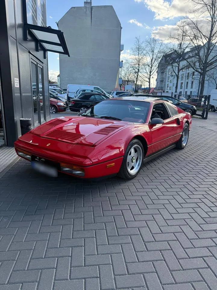 Ferrari 328