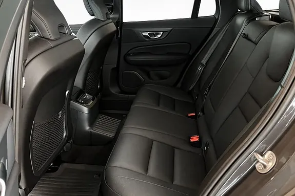 Volvo V60 2025 photo 4