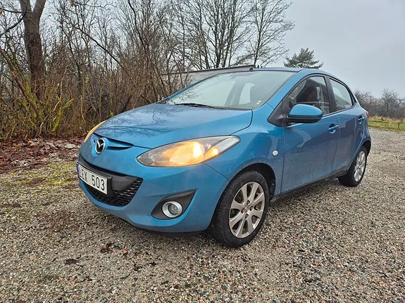 Mazda 2
