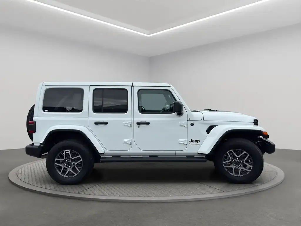 Jeep Wrangler 2025 photo 3