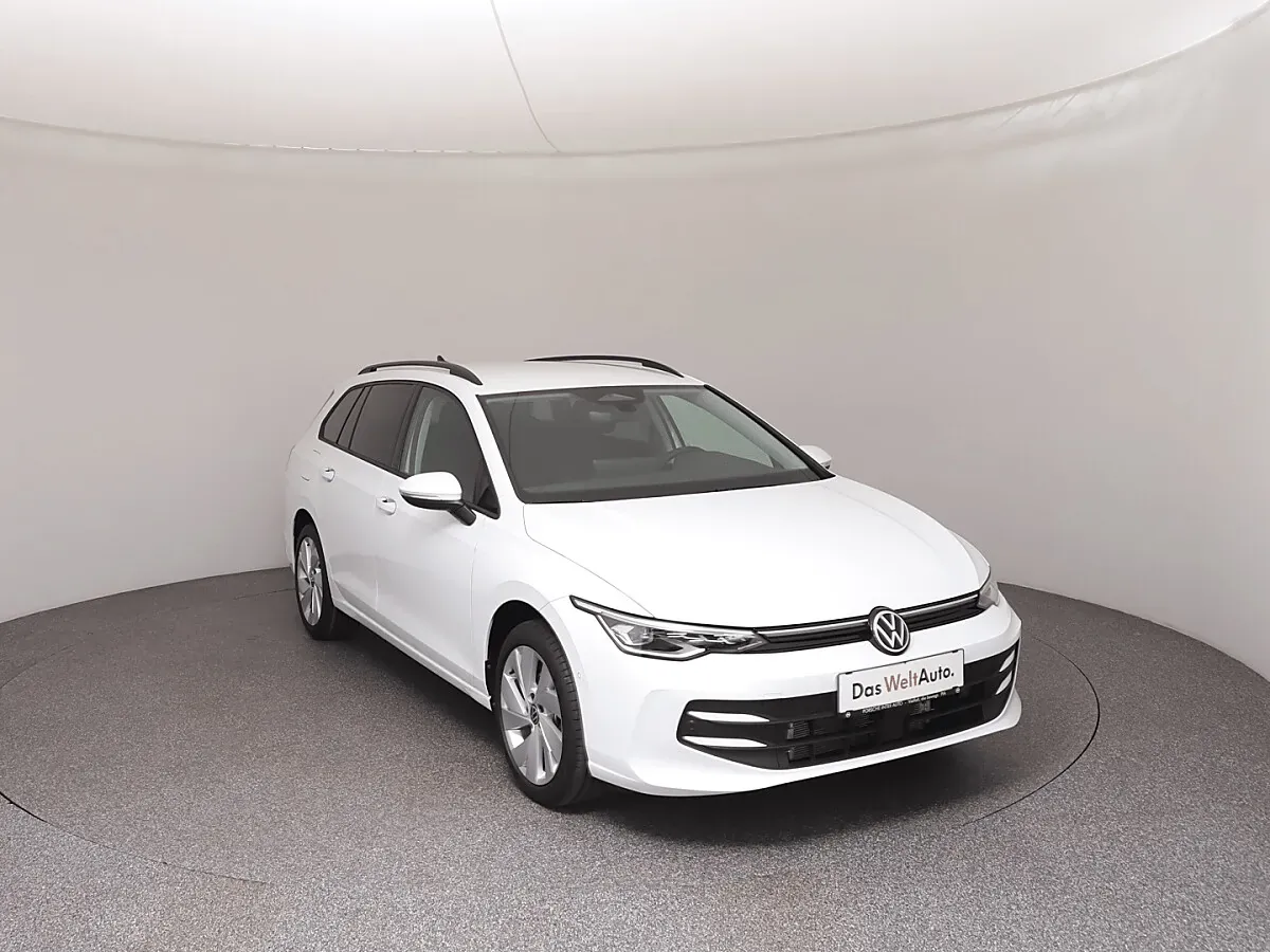 Volkswagen Golf 2026 photo 2