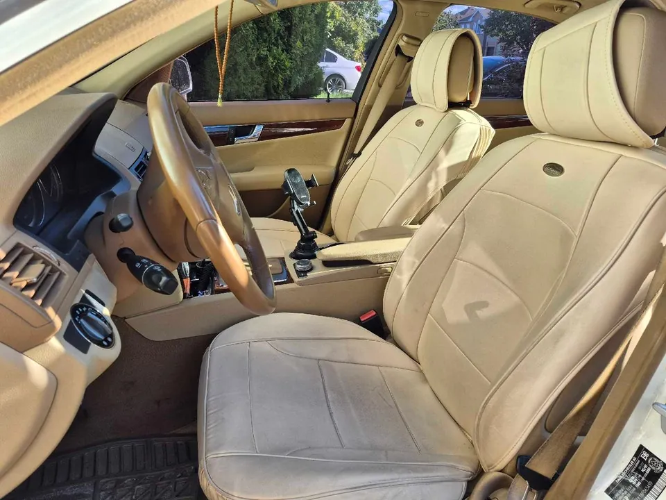 Mercedes-Benz C300 2008 photo 5