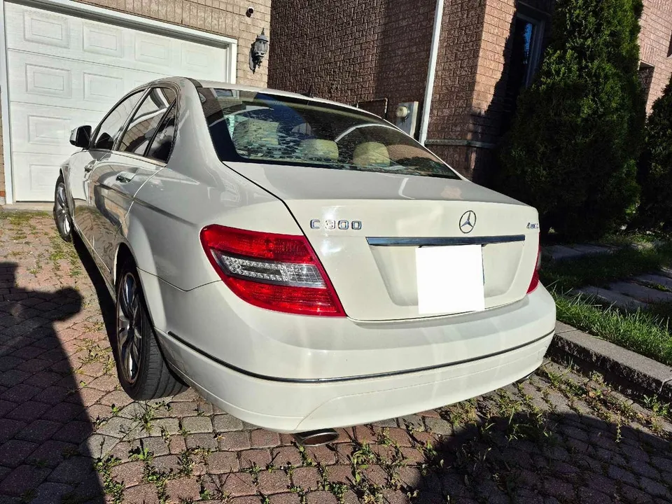 Mercedes-Benz C300 2008 photo 2