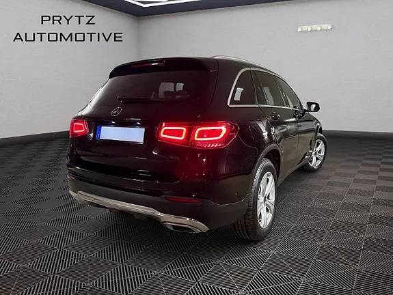 Mercedes-Benz Glc300 E 2021 photo 2