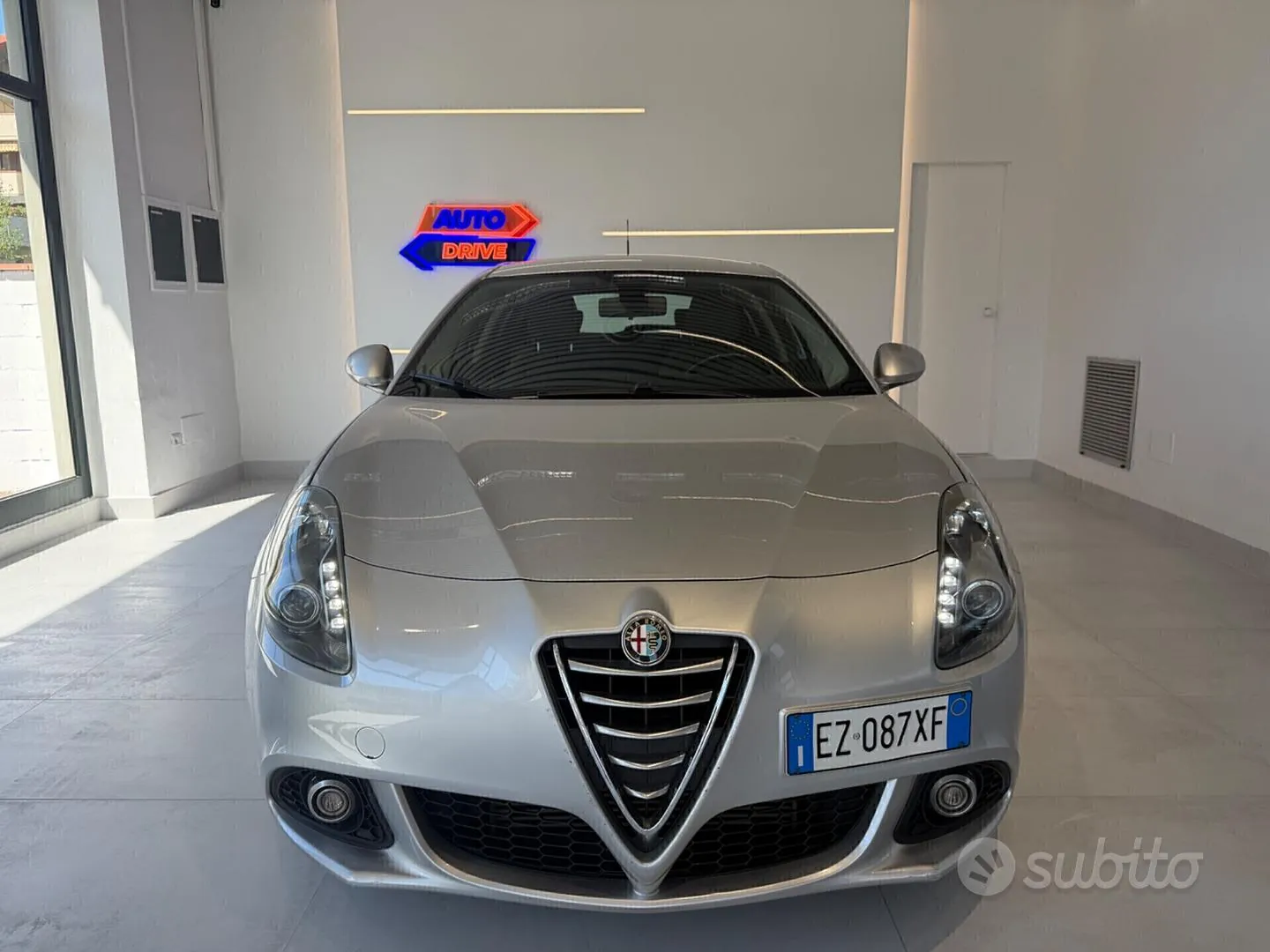 Alfa Romeo Giulietta 2015 photo 2