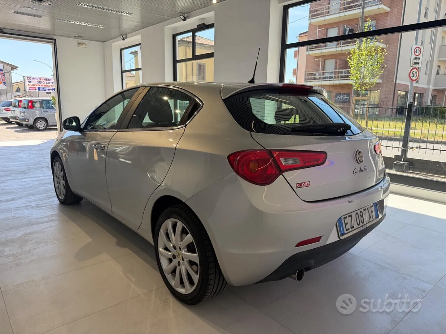 Alfa Romeo Giulietta 2015 photo 5