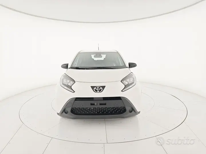 Toyota Aygo 2025 photo 2