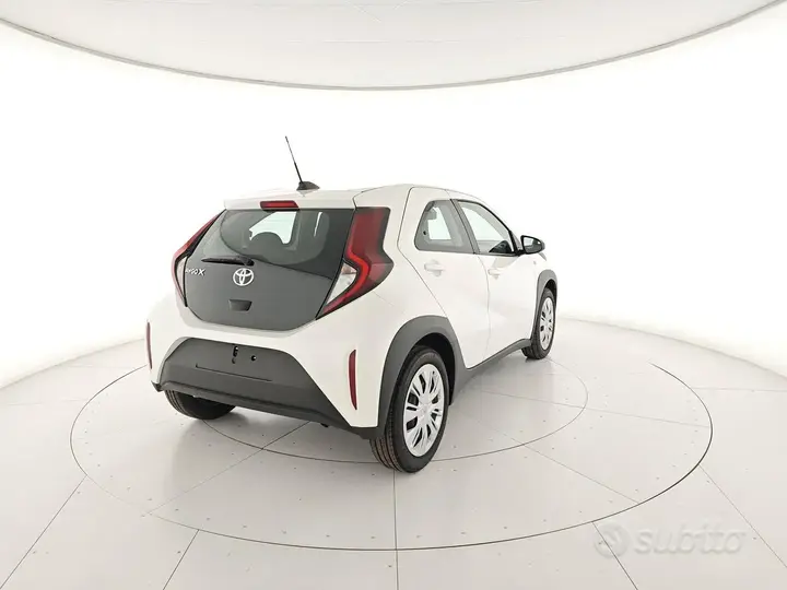 Toyota Aygo 2025 photo 4
