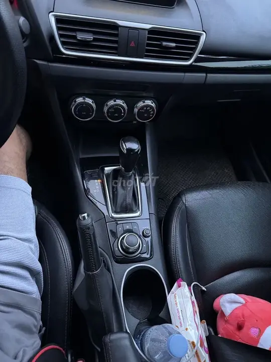 Mazda 3 2015 photo 4