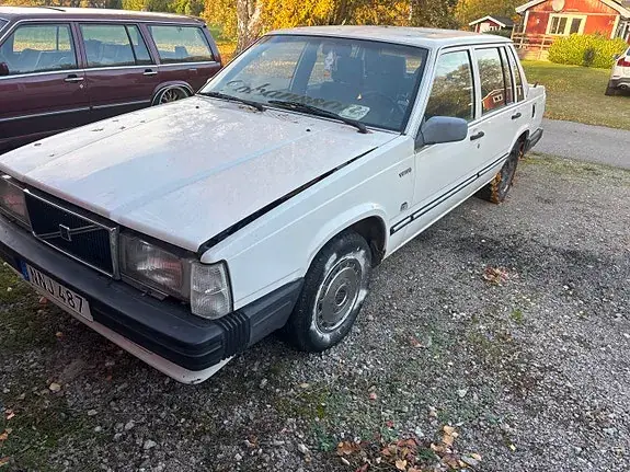 Volvo 740 1988 photo 4