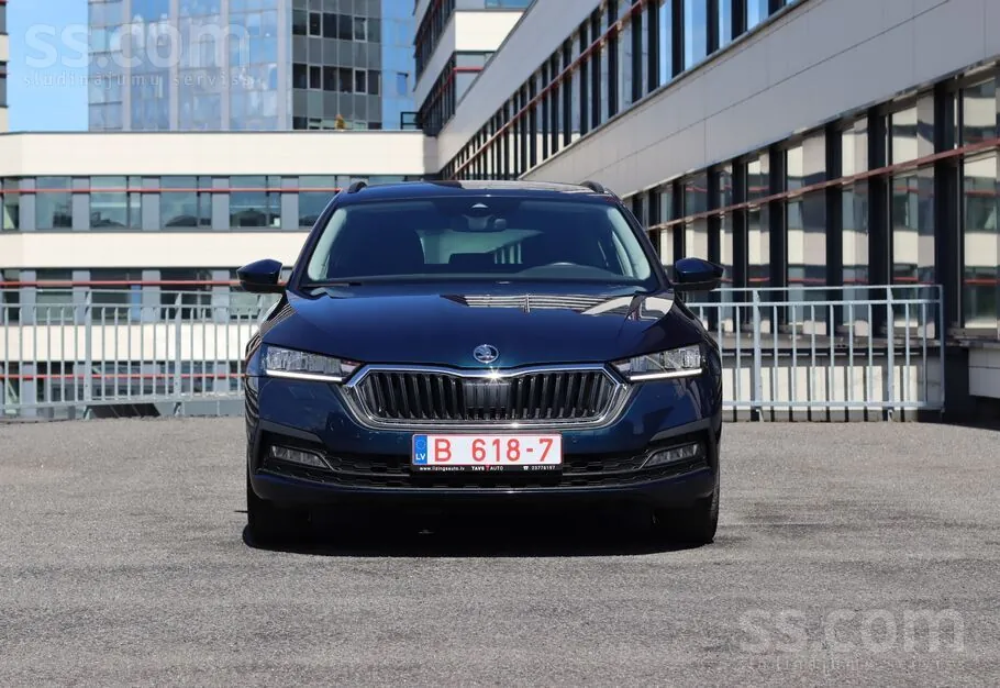 Skoda Octavia 2023 photo 2