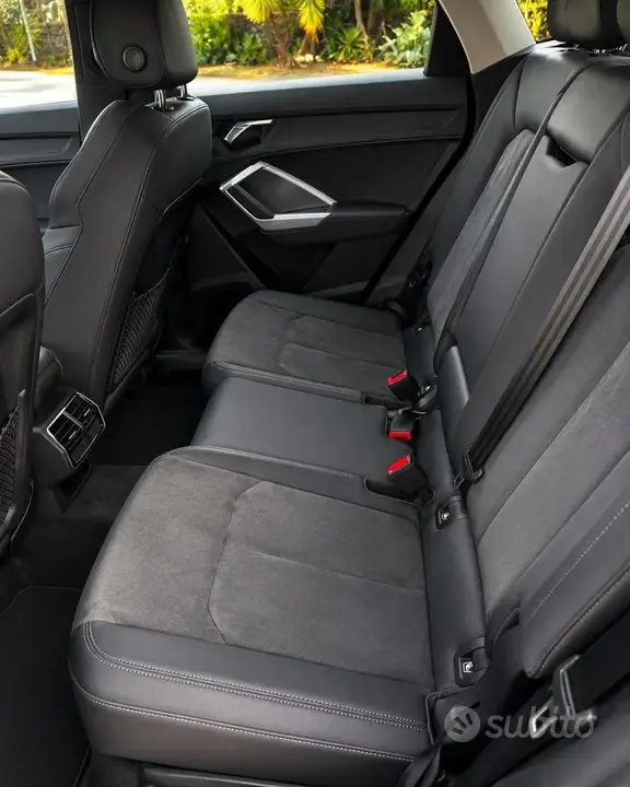 Audi Q3 2021 photo 5