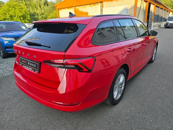 Skoda Octavia 2022 photo 3