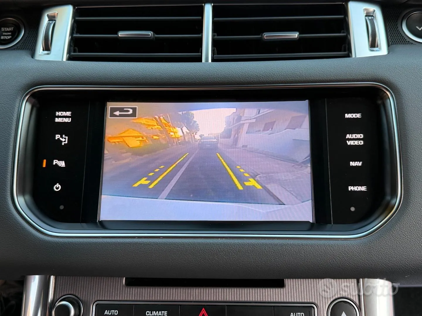 Land Rover Range Rover Sport 2013 photo 3