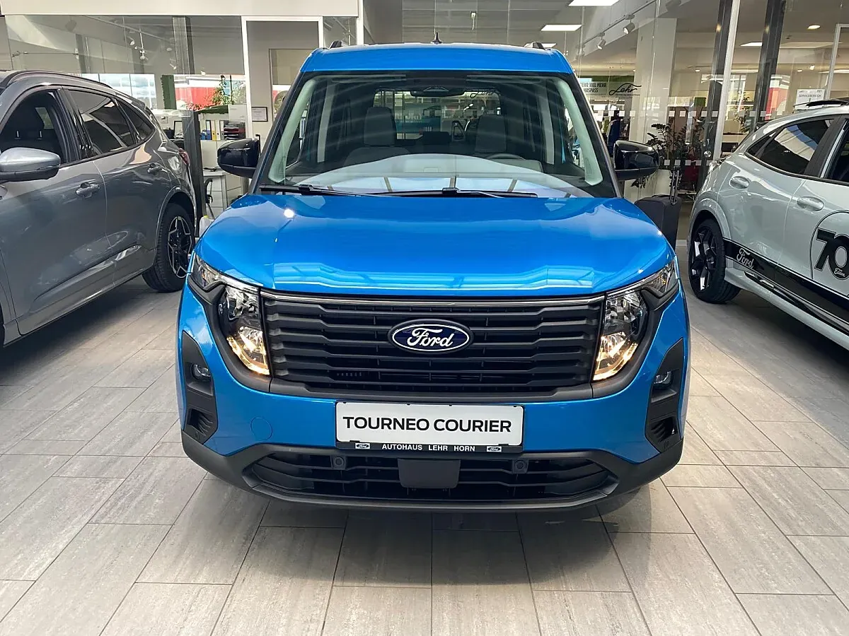 Ford Tourneo Courier 2026 photo 2