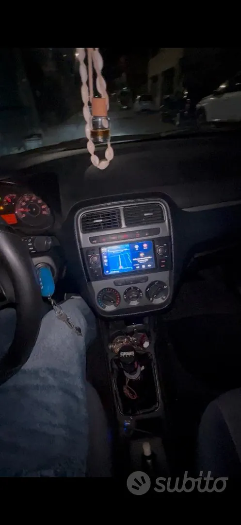 Fiat Grande Punto 2009 photo 3