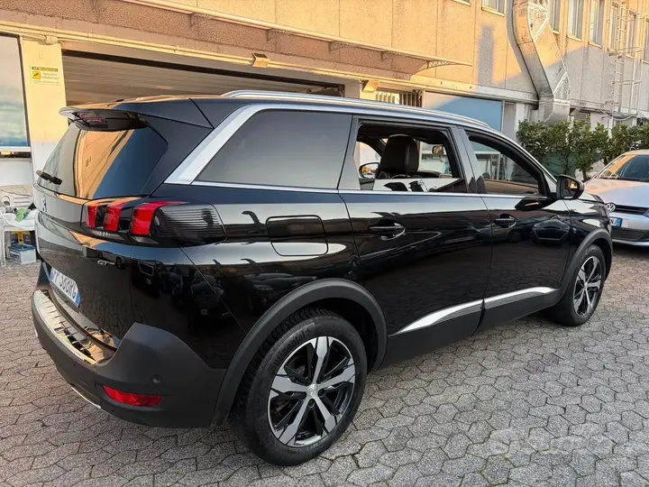 Peugeot 5008 2018 photo 4