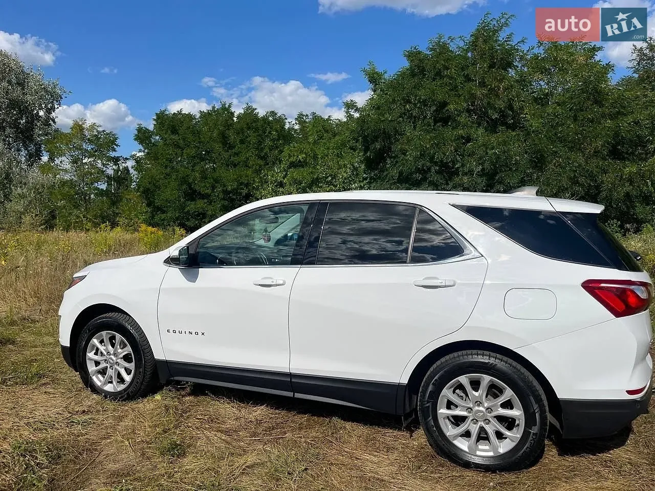 Chevrolet Equinox 2018 photo 2