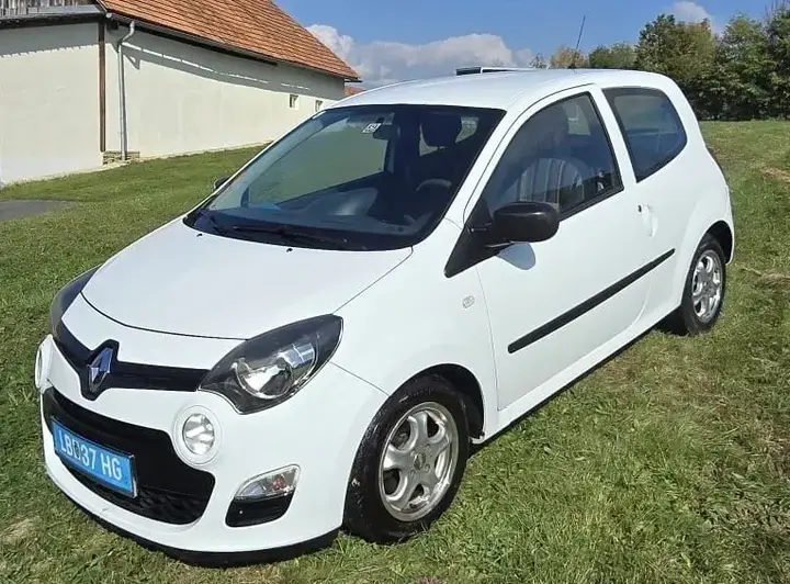 Renault Twingo 2012 photo 2
