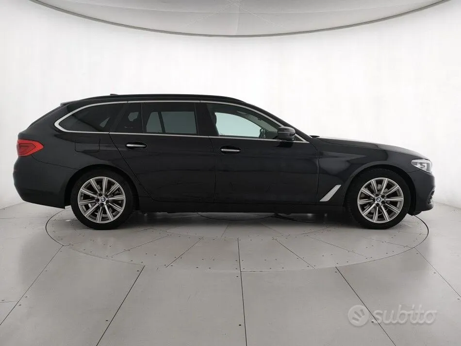 BMW 5 Series 2019 photo 2