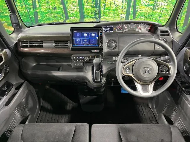 Honda N-Box 2018 photo 2
