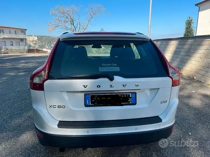 Volvo Xc60 2010 photo 2