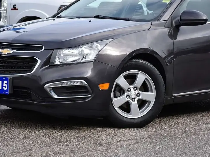 Chevrolet Cruze 2015 photo 2