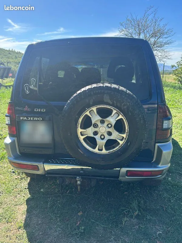Mitsubishi Pajero 2003 photo 3
