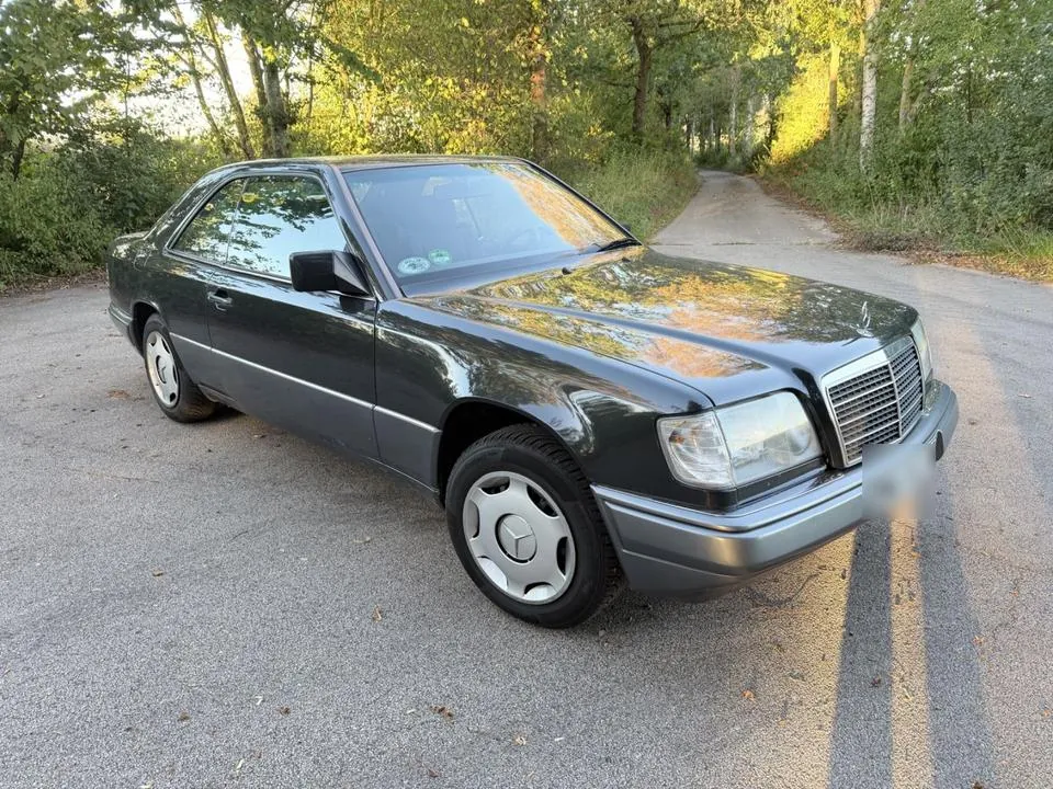 Mercedes-Benz W124