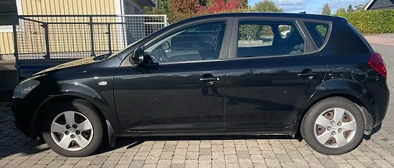 Kia Ceed 2009 photo 5