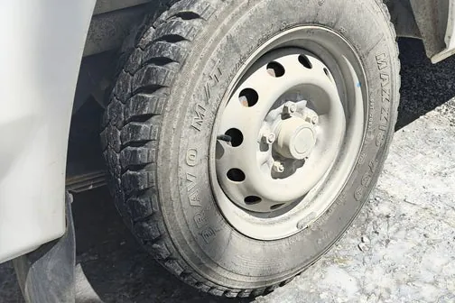 Mitsubishi L300