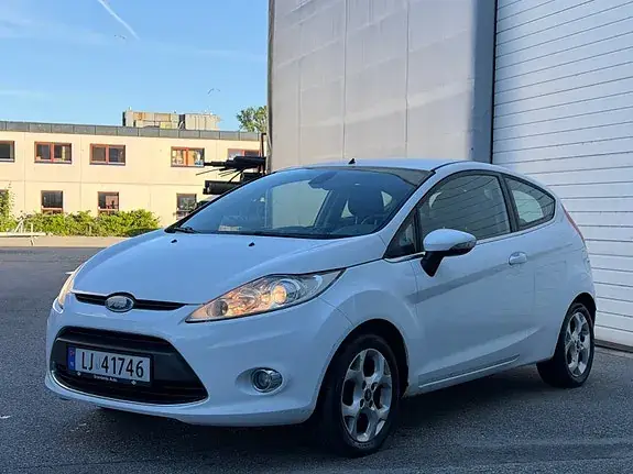 Ford Fiesta 2010 photo 4
