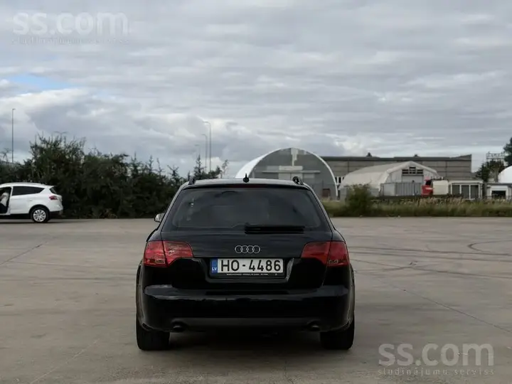 Audi A4 2008 photo 4