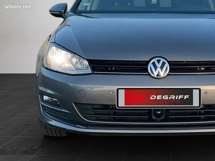 Volkswagen Golf 2013 photo 2
