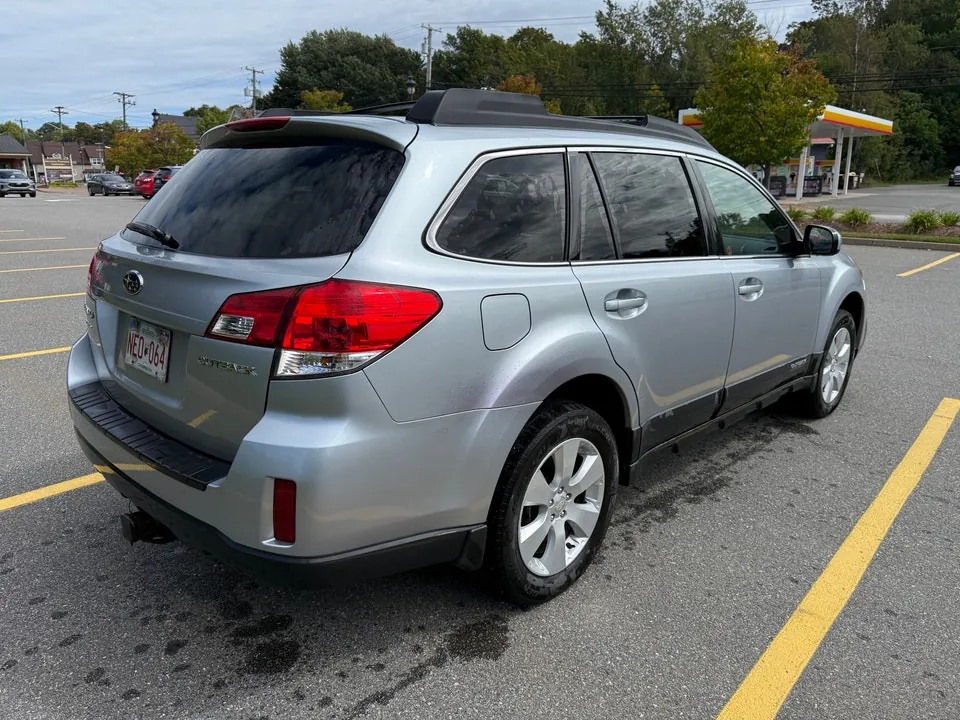 Subaru Outback 2013 photo 4