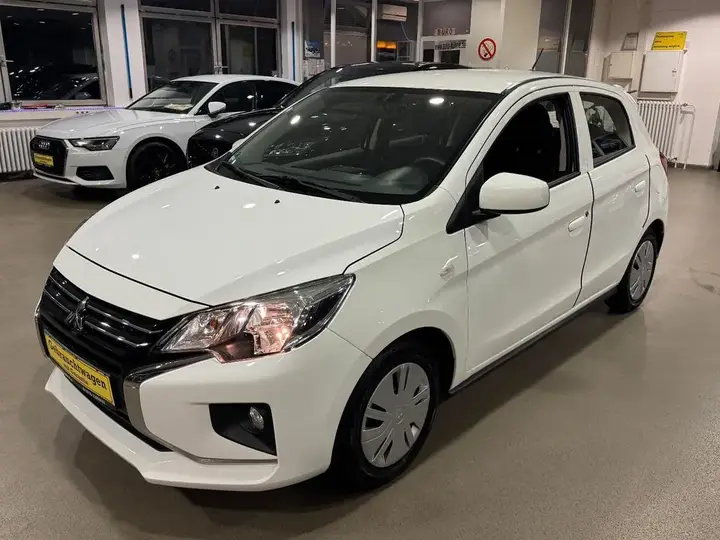 Mitsubishi Space Star Select