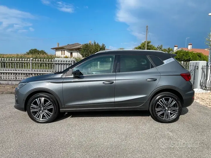 Seat Arona 2018 photo 2