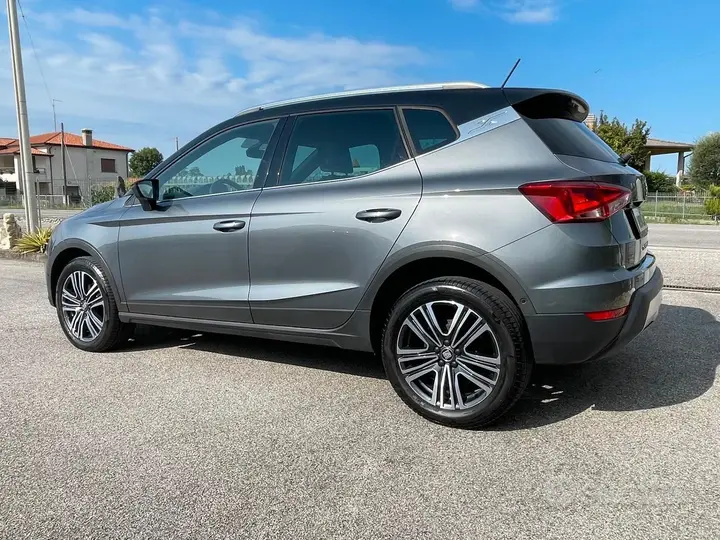 Seat Arona 2018 photo 3