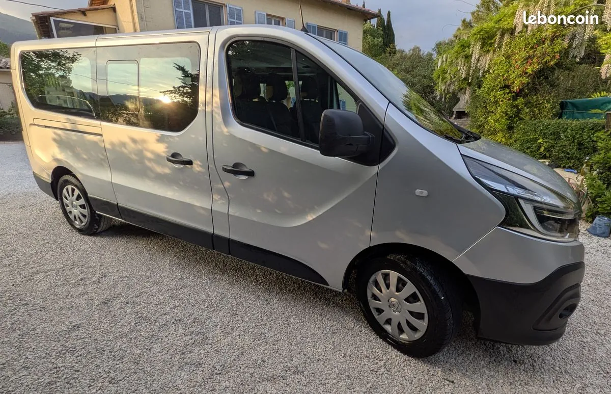 Renault Trafic 2020 photo 4
