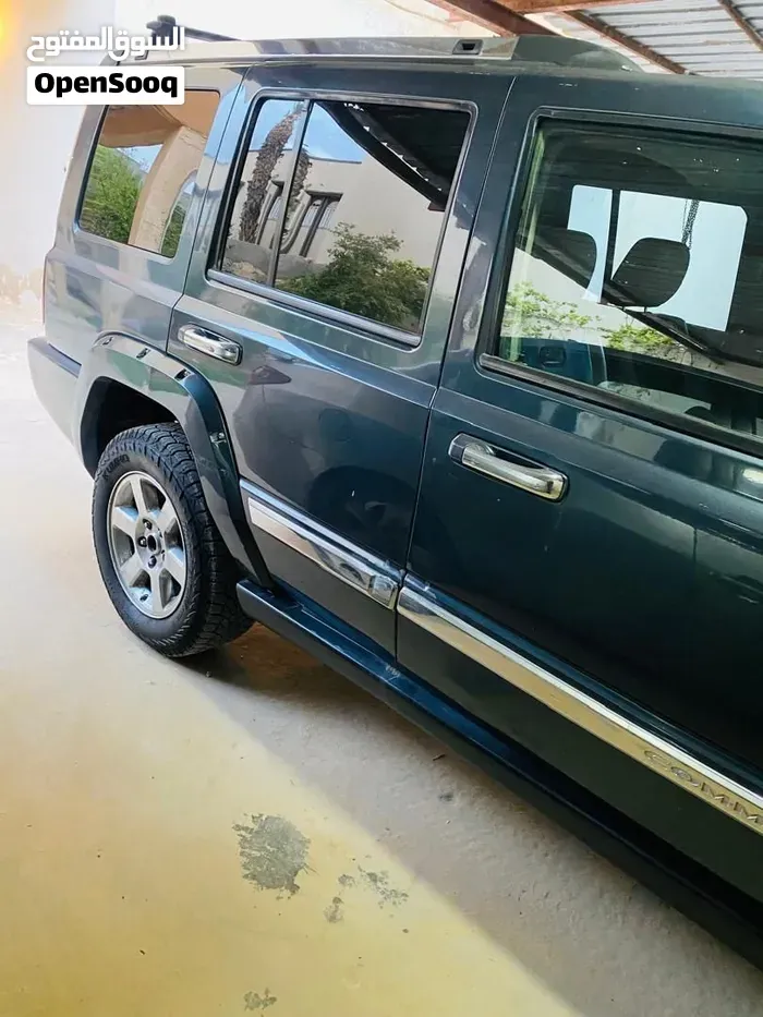 Jeep Commander 2008 photo 2