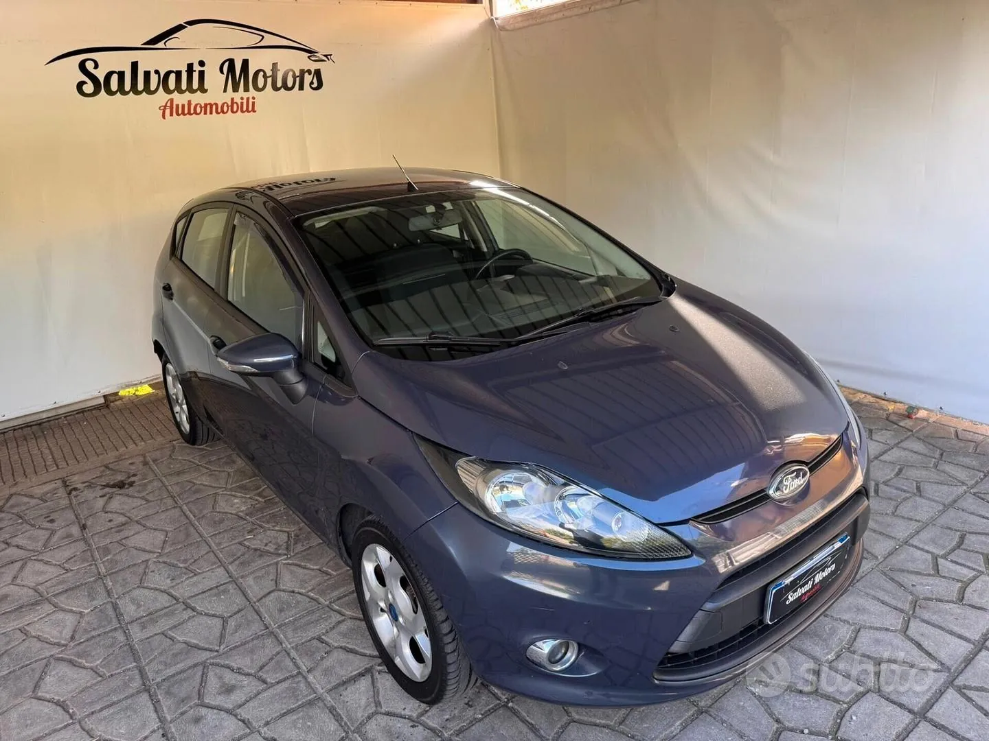 Ford Fiesta 2012 photo 2