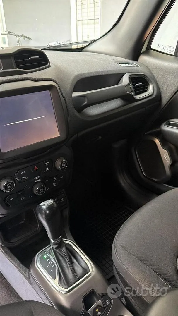 Jeep Renegade 2019 photo 4