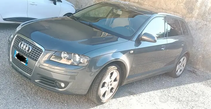 Audi A3 Sportback 2005 photo 2