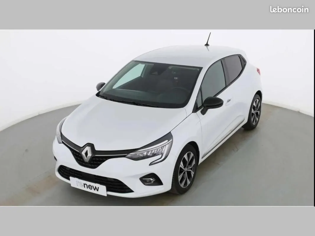 Renault Clio 2023 photo 2