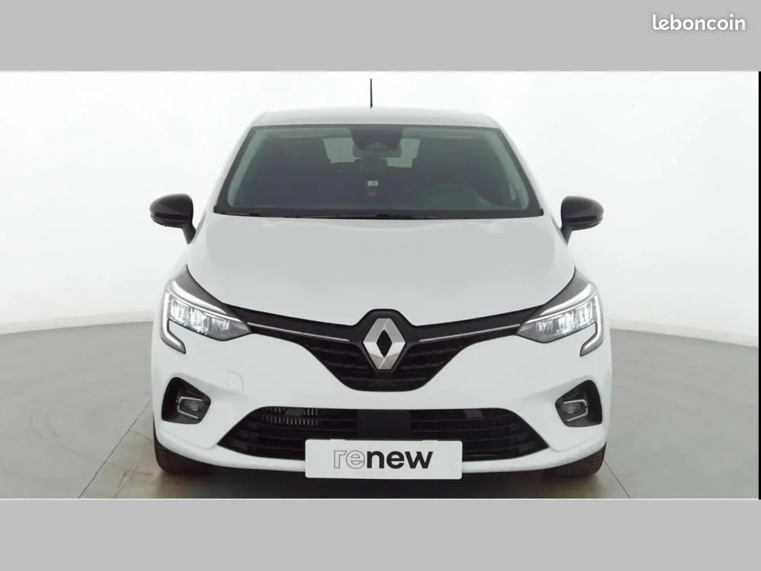 Renault Clio 2023 photo 3