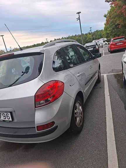 Renault Clio 2008 photo 4