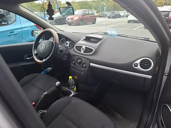 Renault Clio 2008 photo 5
