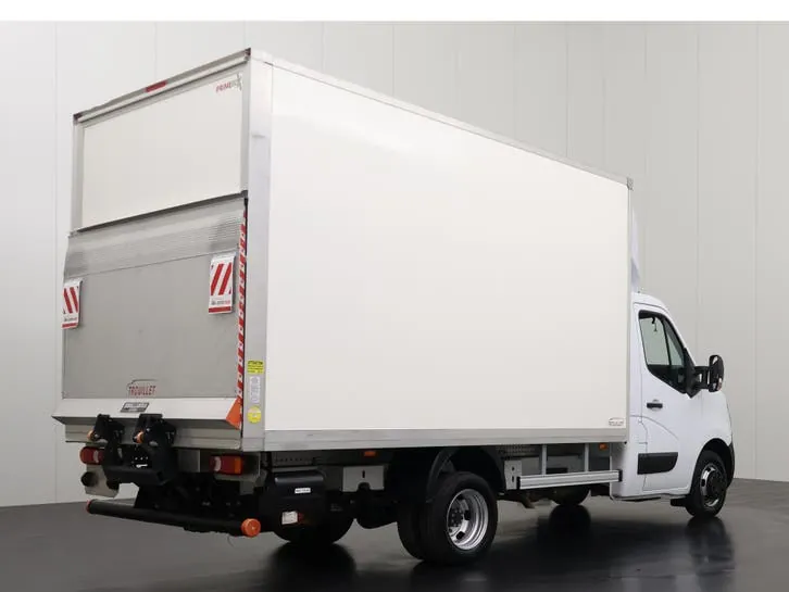 Renault Master 2024 photo 2